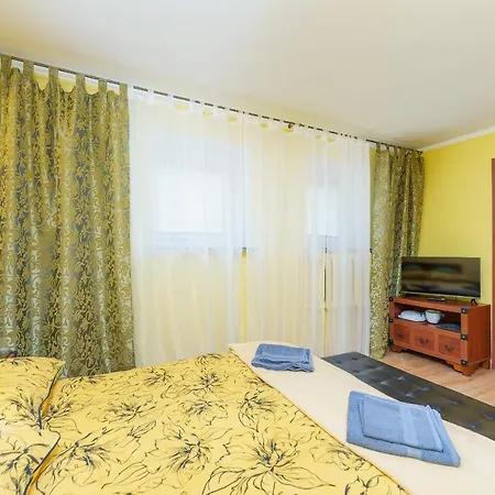 Apartament Goscinne Pod Roza